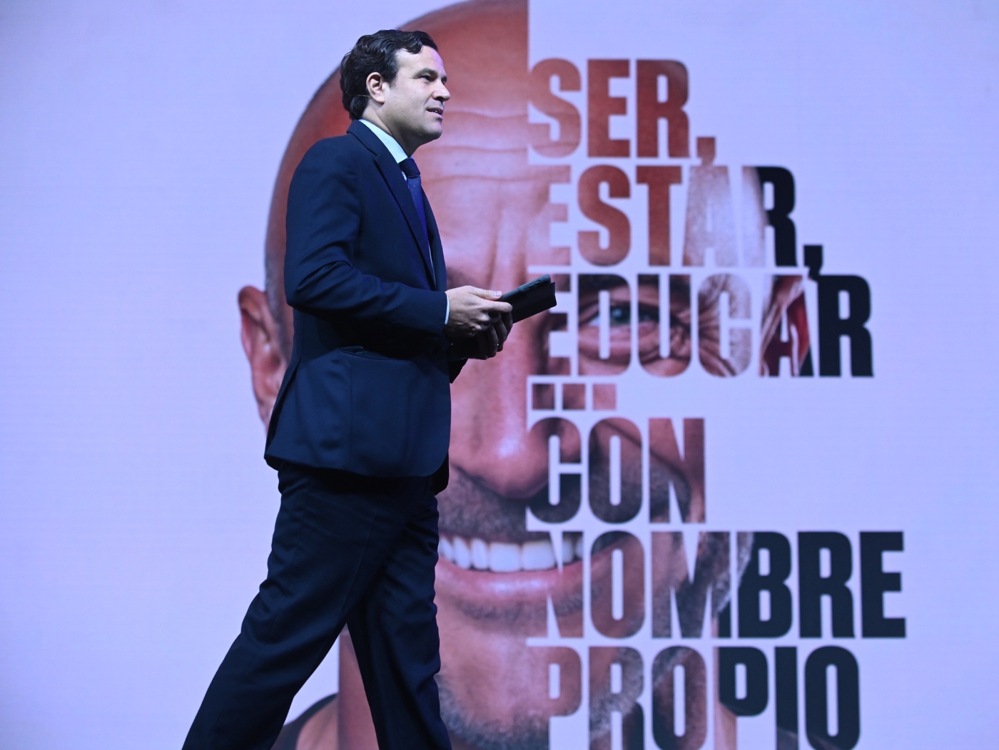 FSIE asiste al XVII Congreso de Escuelas Católicas 2025 Chema Villanueva escenario