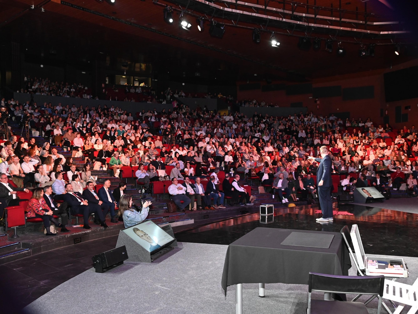 FSIE asiste al XVII Congreso de Escuelas Católicas 2025 magia