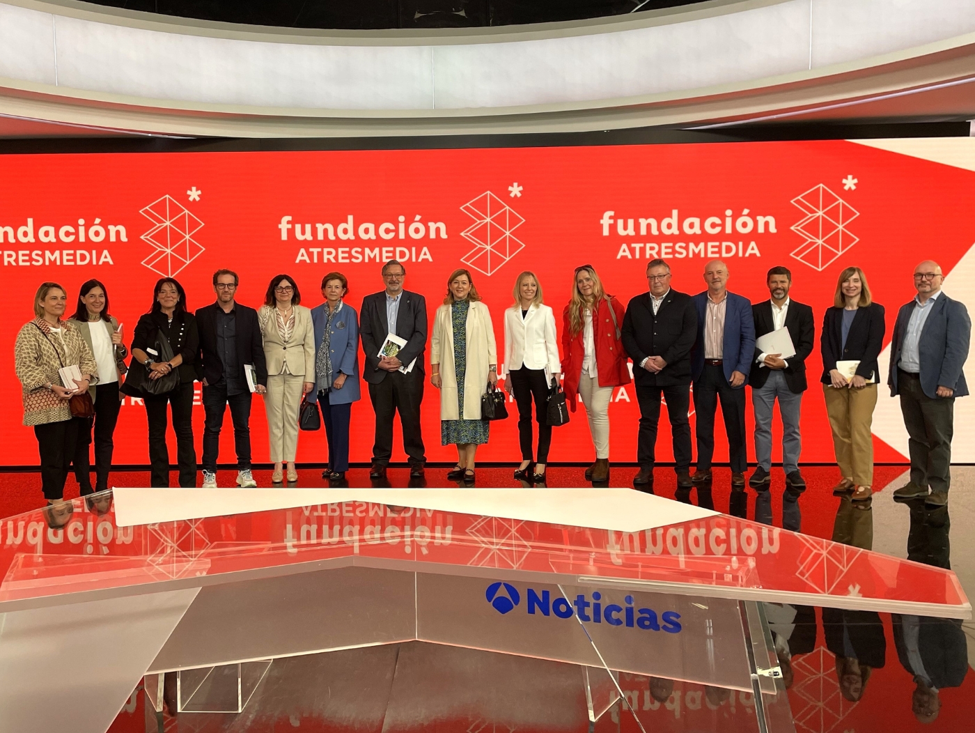 fundacion atresmedia reune principales organizaciones educativas 97