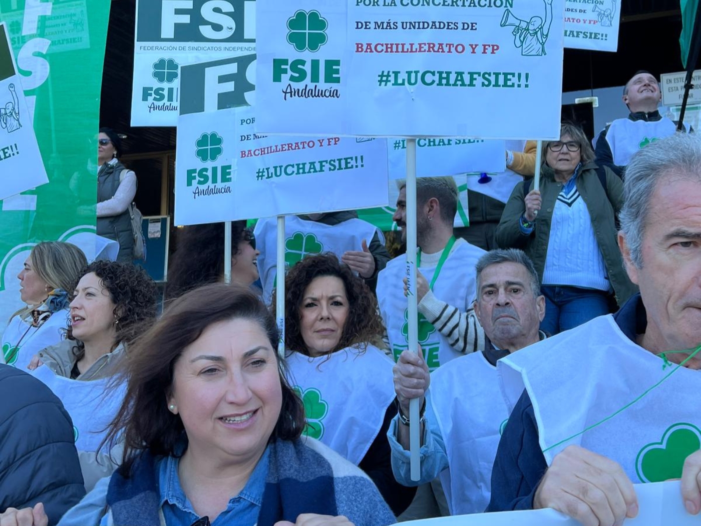 2025.01Ene.31 FSIE Andalucía se concentra en Málaga para pedir más unidades de concertación del Bachillerato y la FP 2