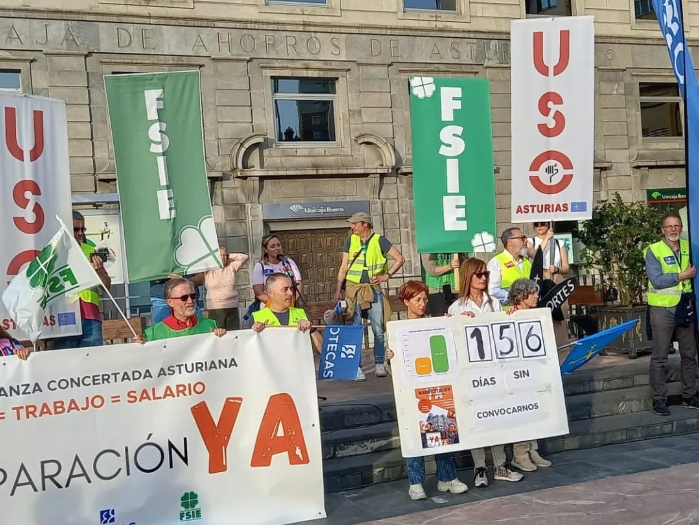 FSIE Asturias gran manifestacion 27 de abril 2023 foto 3