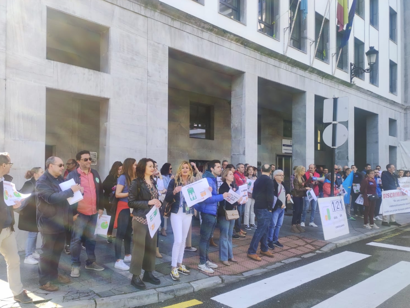 FSIE Asturias pide la equiparación salarial para los profesionales de la enseñanza concertada 4