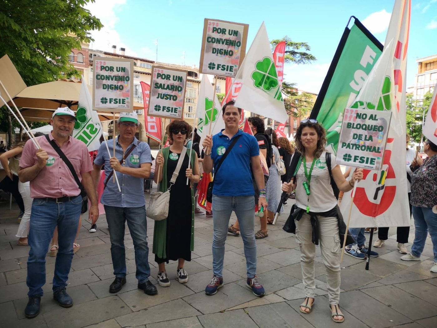 Logroño La Rioja FSIE concentración 22 de junio 2023 Infantil 2